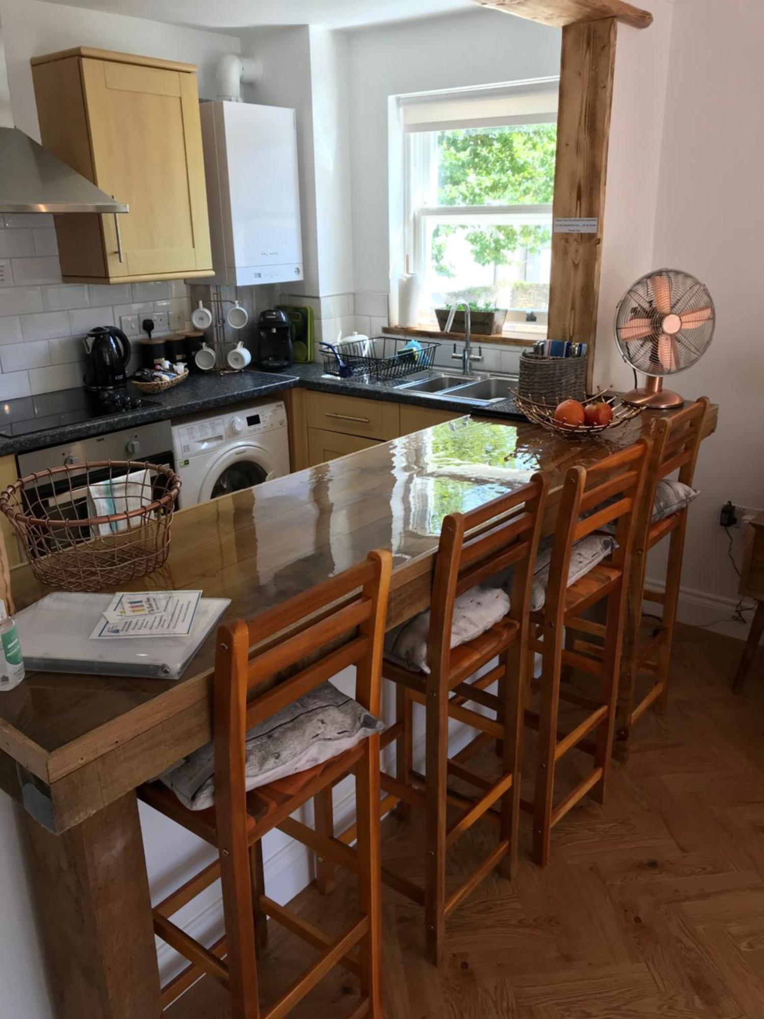 The Beach House Holiday Apartments Eastbourne Eksteriør bilde