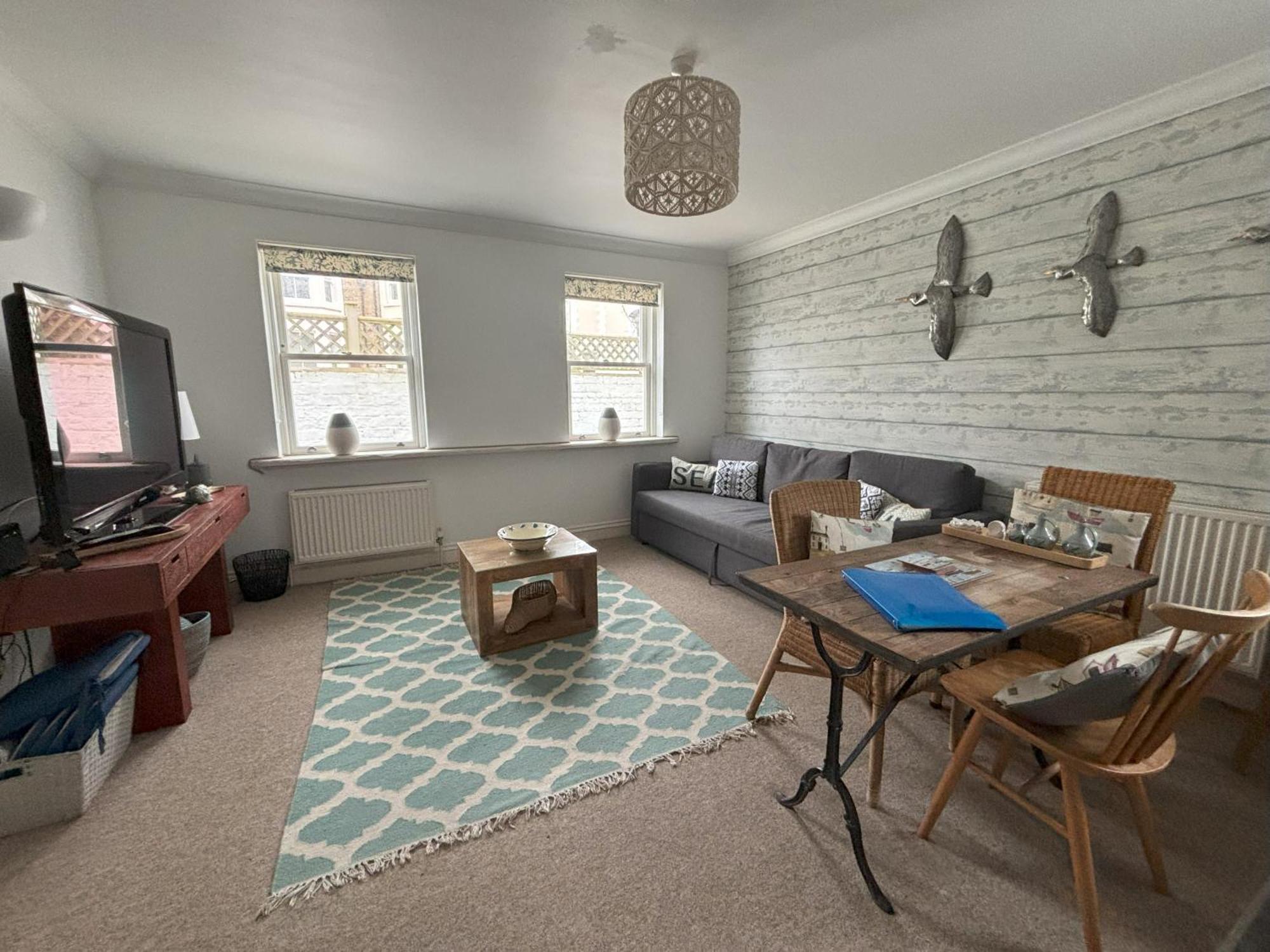 The Beach House Holiday Apartments Eastbourne Eksteriør bilde