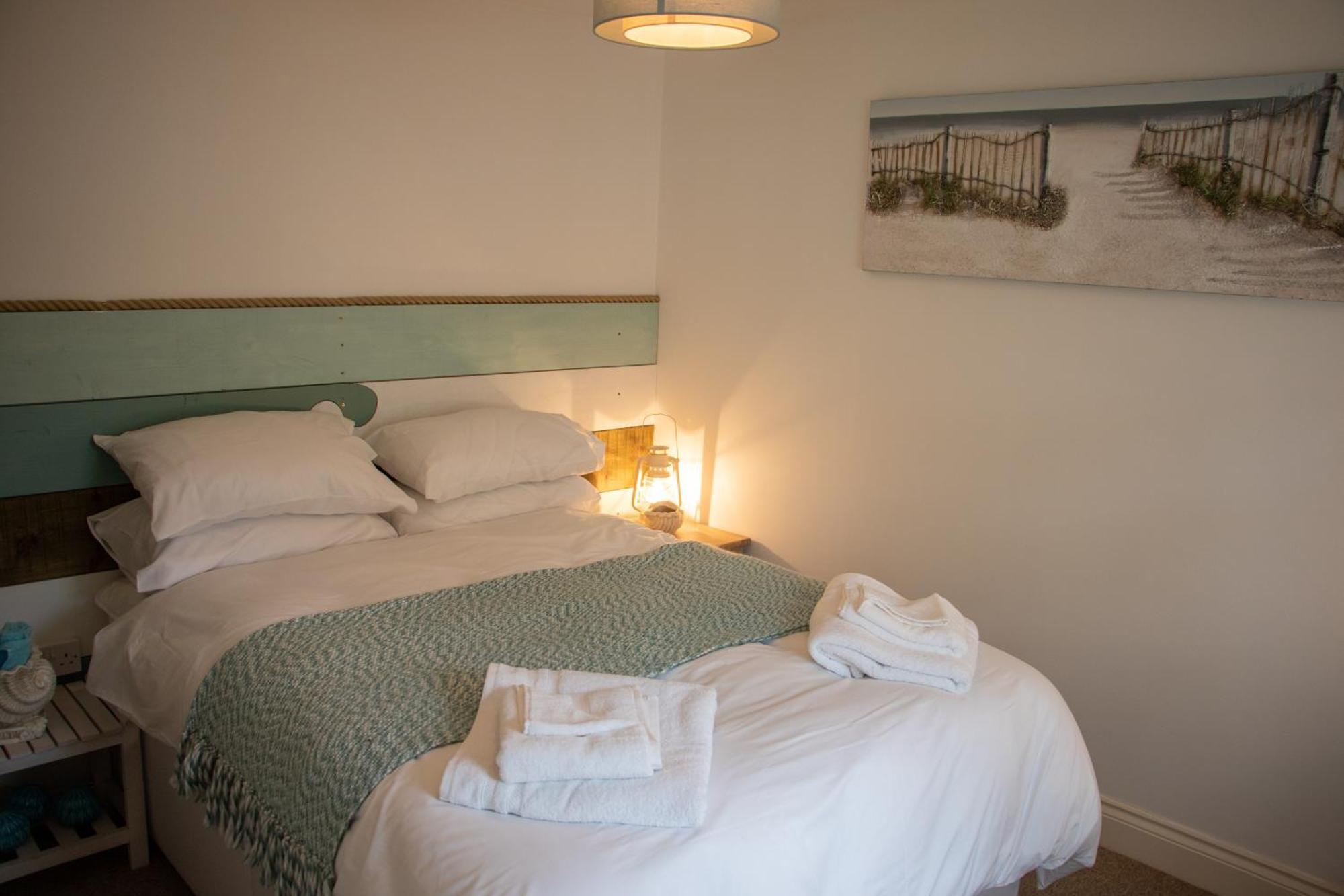 The Beach House Holiday Apartments Eastbourne Eksteriør bilde