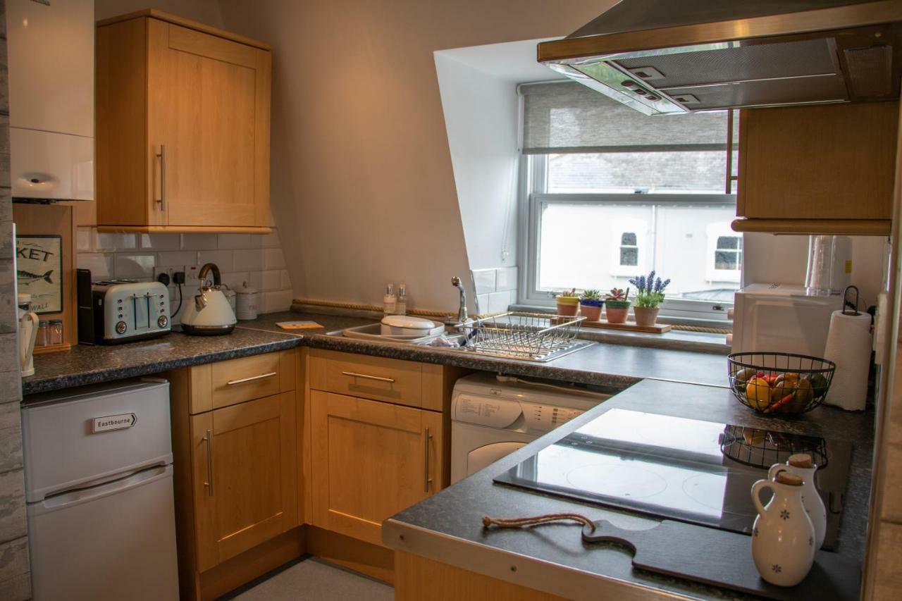 The Beach House Holiday Apartments Eastbourne Eksteriør bilde