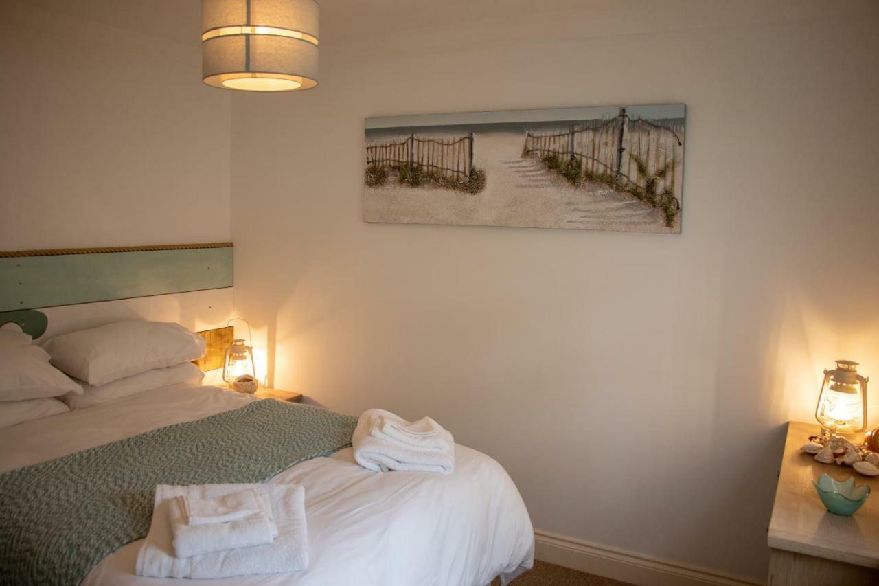 The Beach House Holiday Apartments Eastbourne Eksteriør bilde